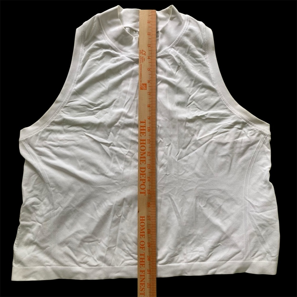 Athleta - XL- Momentum White Seamless Tank Top Racerback Yoga Gym Workout - Picture 12 of 14